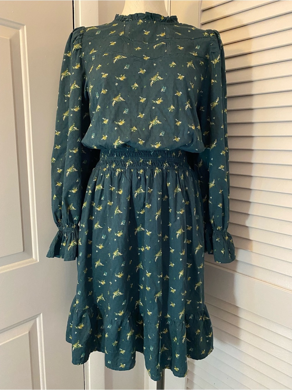 Universal Thread Hunter Green Floral Long Sleeve Dress- Size XL